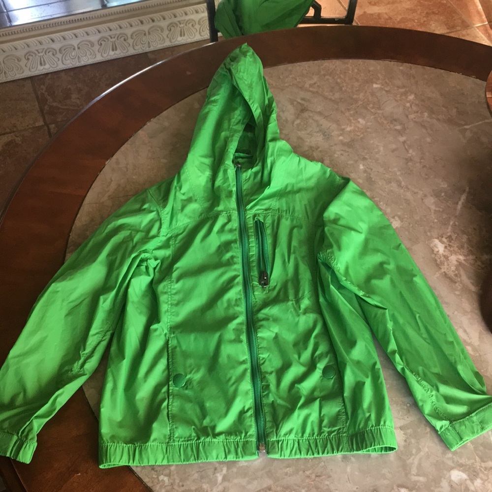 Windbreaker for kids size 6-7 (boys)
